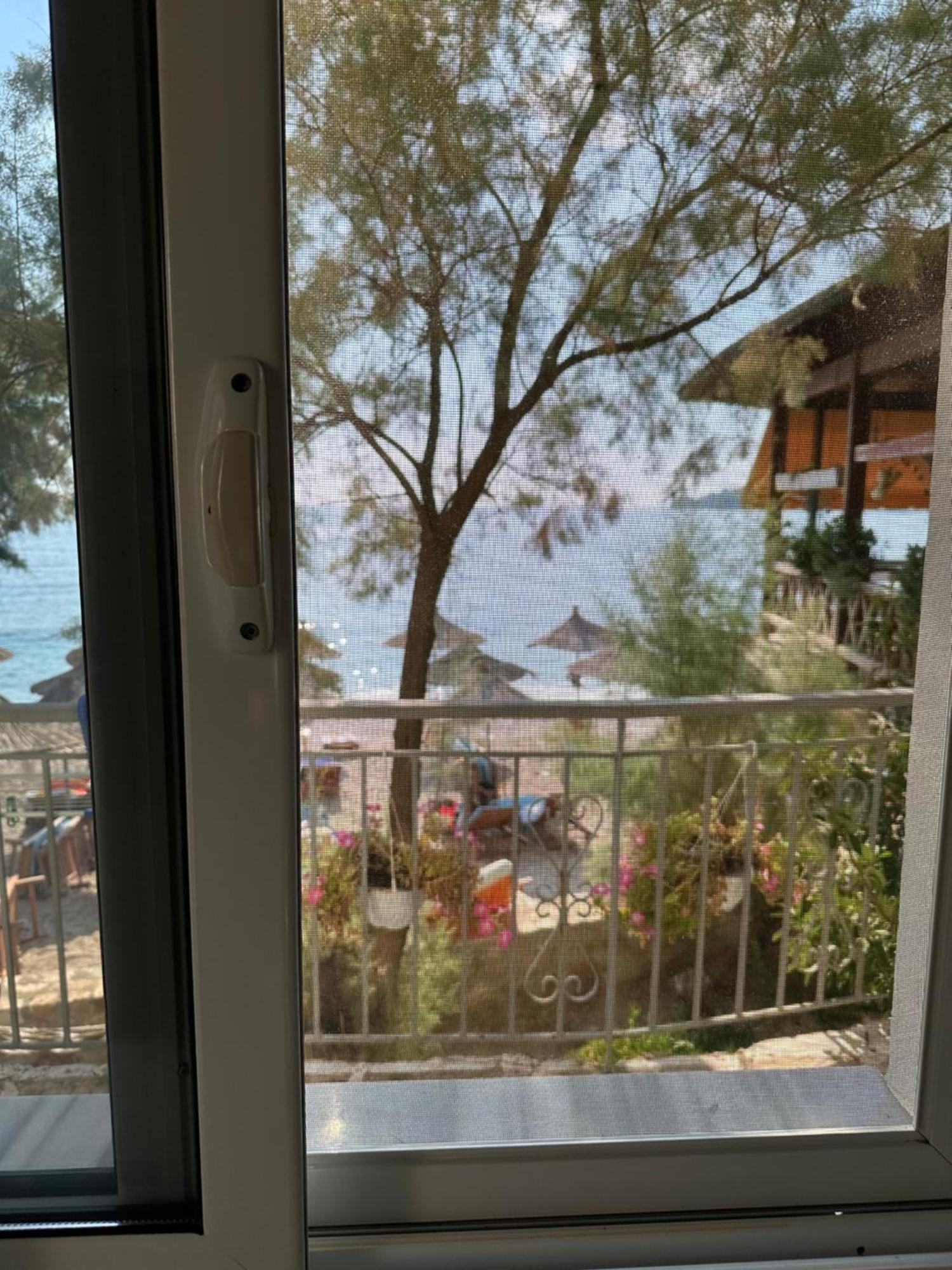 Potami Seashell Hotel Himara Kültér fotó